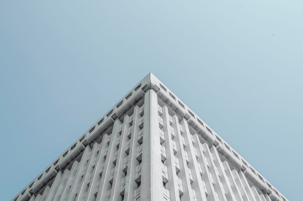 双线引爆！利物浦夏窗4大目标曝光，换代能否再造王朝？